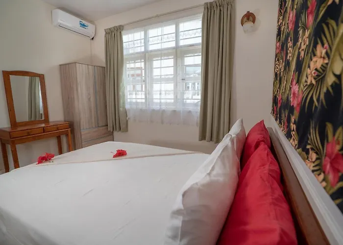 La Maison Hibiscus Self Catering Apartment