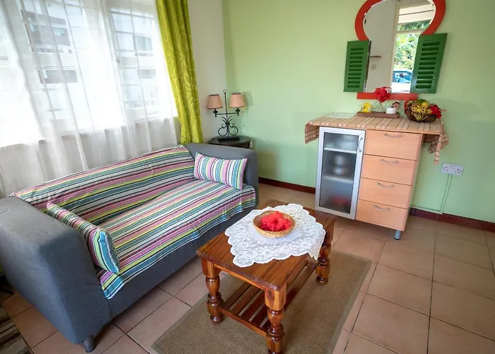 La Maison Hibiscus Self Catering