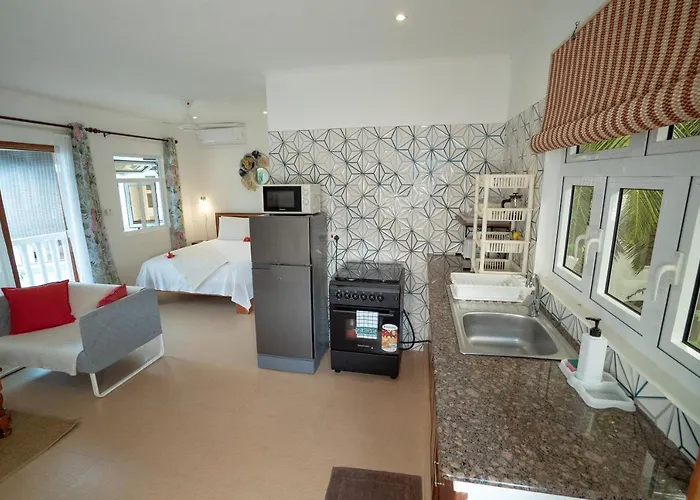 La Maison Hibiscus Self Catering Appartement *
