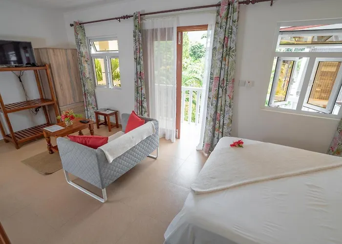 La Maison Hibiscus Self Catering * Beau Vallon (Mahe)