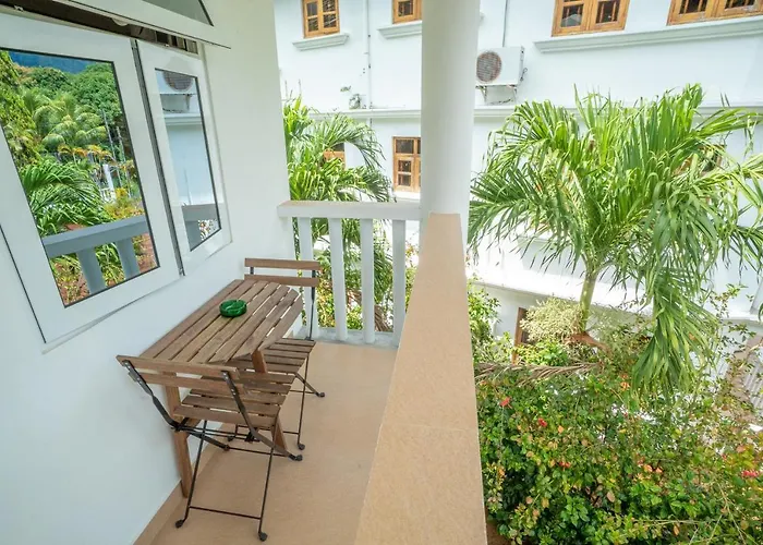 La Maison Hibiscus Self Catering Beau Vallon (Mahe)