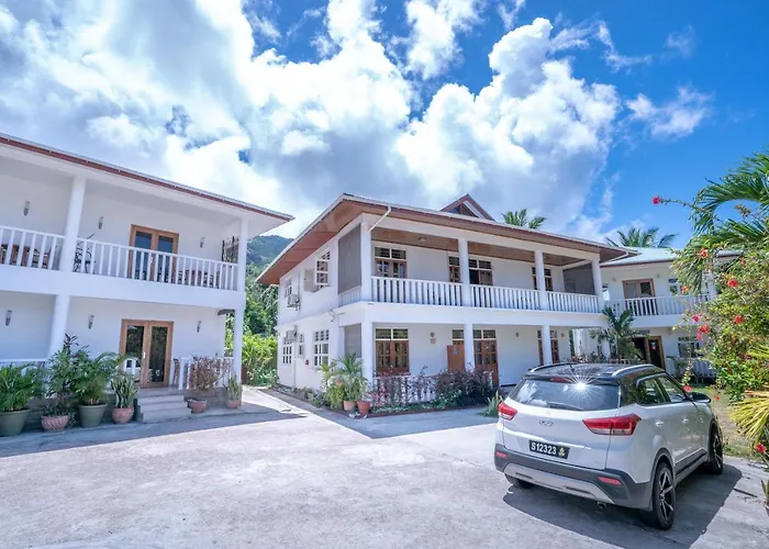 Apartment La Maison Hibiscus Self Catering Beau Vallon (Mahe)