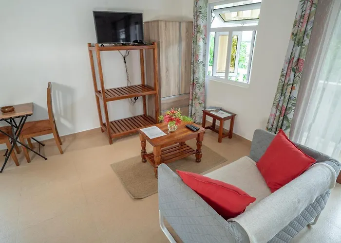 La Maison Hibiscus Self Catering Appartement *