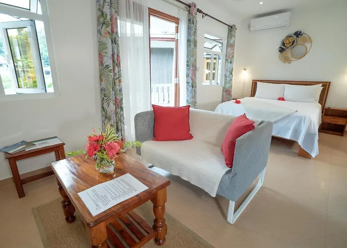 La Maison Hibiscus Self Catering * Beau Vallon (Mahe)