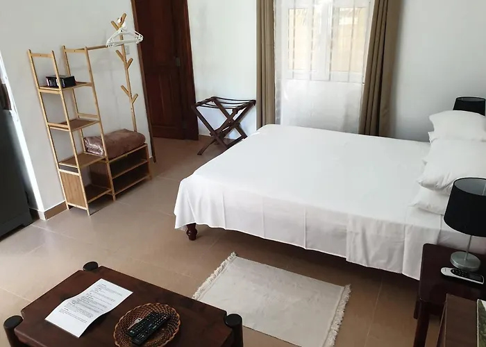 La Maison Hibiscus Self Catering *