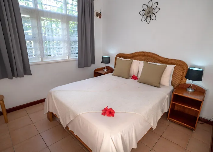 La Maison Hibiscus Self Catering Appartement *
