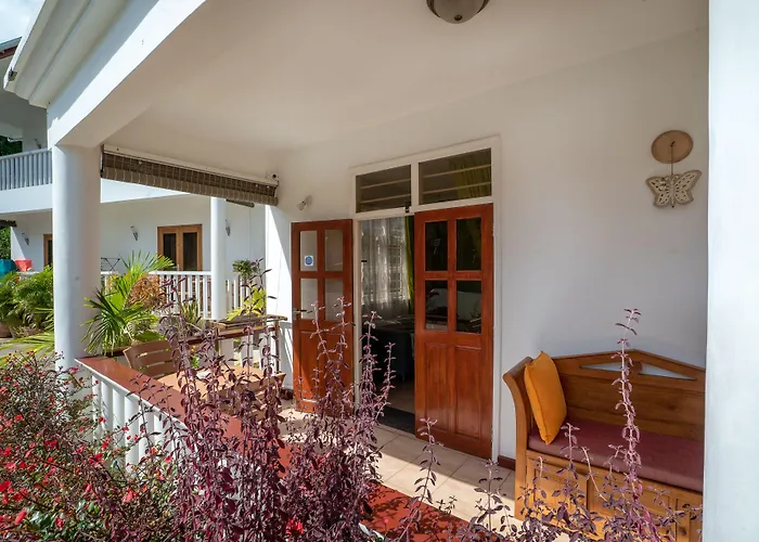 La Maison Hibiscus Self Catering