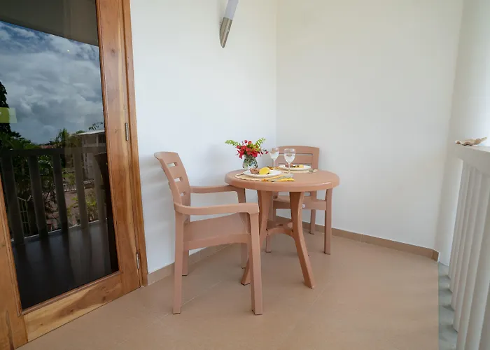Appartement La Maison Hibiscus Self Catering