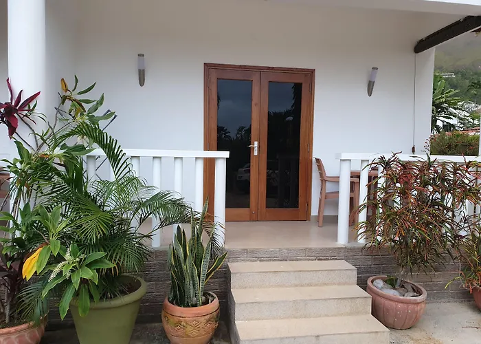 La Maison Hibiscus Self Catering
